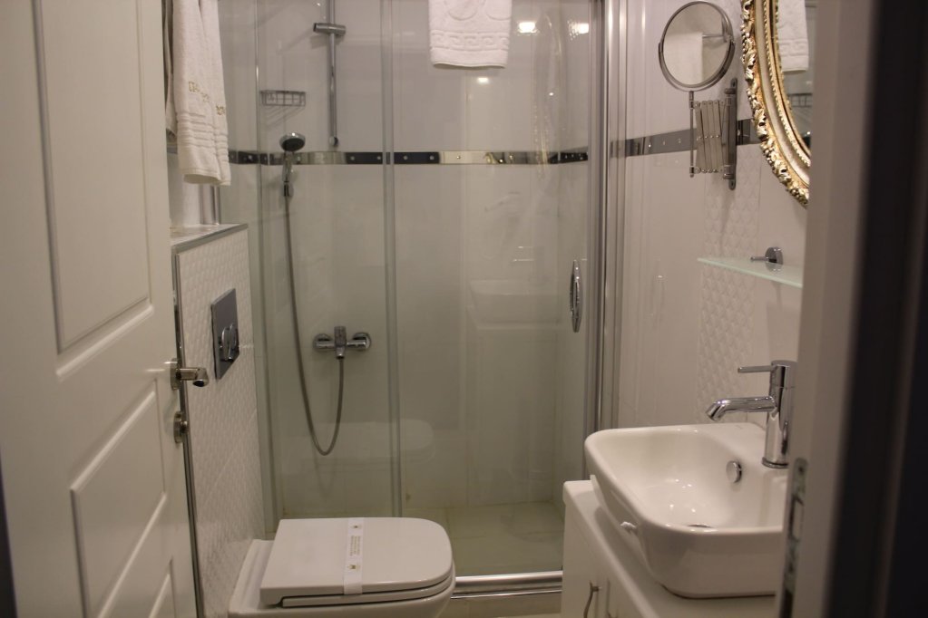 Diamond Royal Hotel 8
