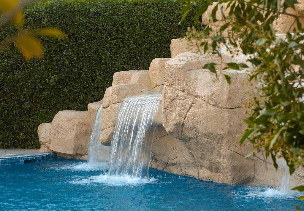 Dubai Marine Beach Resort & Spa 2