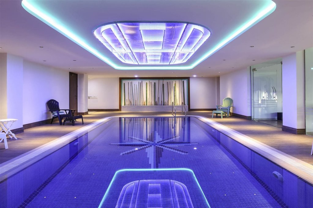 ibis Styles Dubai Jumeira 10