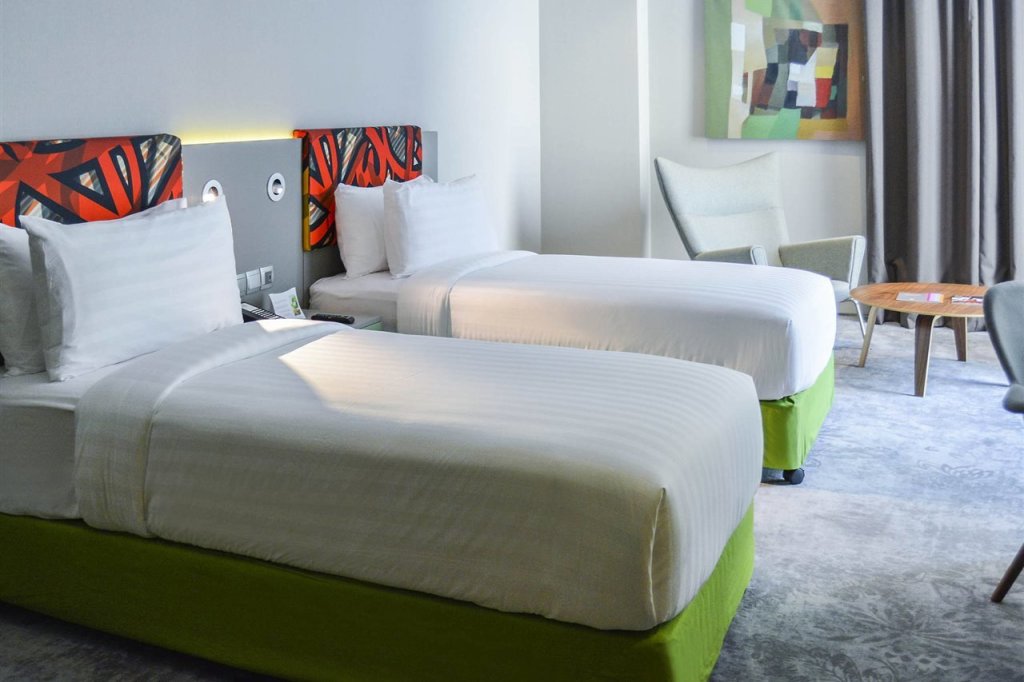 ibis Styles Dubai Jumeira 12