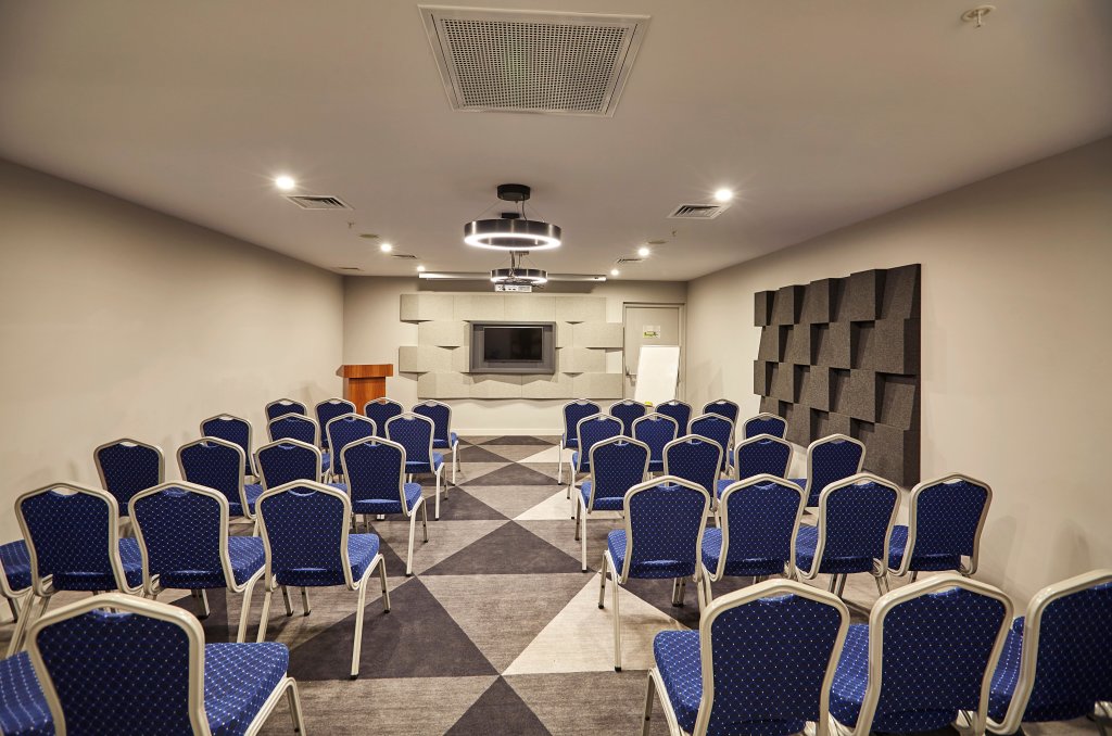 Holiday Inn Express Istanbul - Atakoy Metro, an IHG Hotel 19