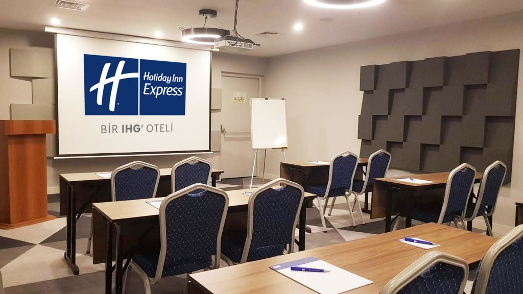 Holiday Inn Express Istanbul - Atakoy Metro, an IHG Hotel 20