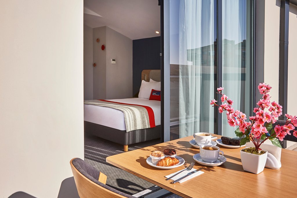 Holiday Inn Express Istanbul - Atakoy Metro, an IHG Hotel 7