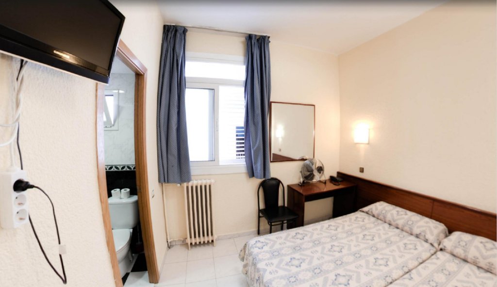 Hotel Roma Reial 10