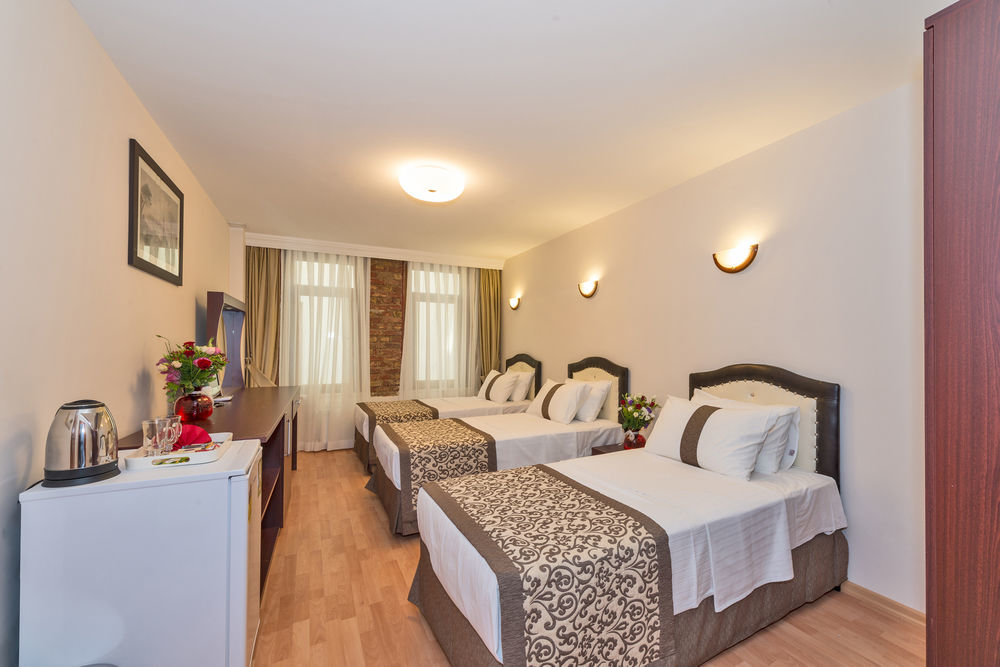 Taxim Marin Hotel 13