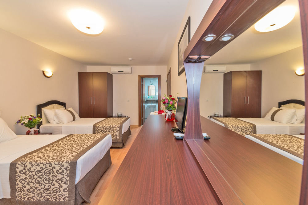 Taxim Marin Hotel 14