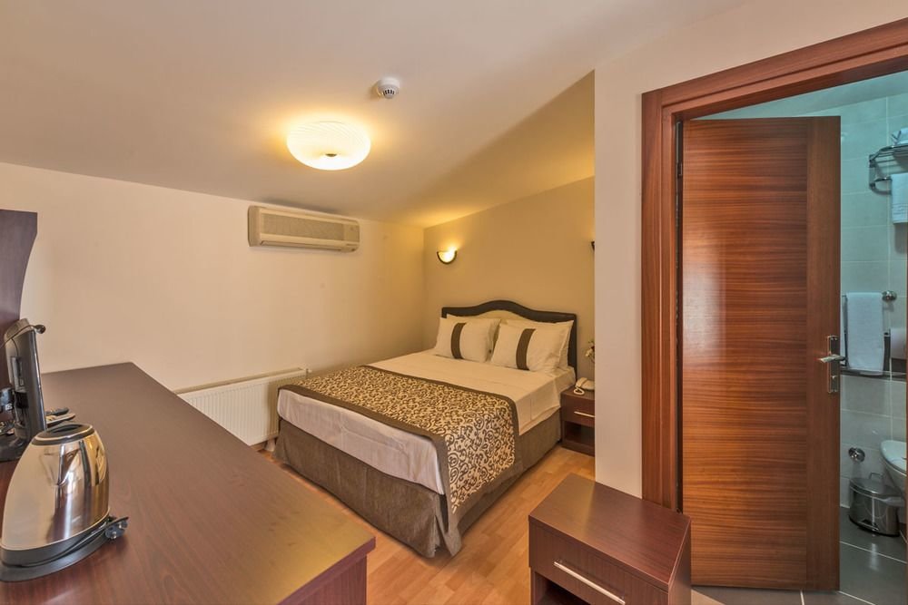 Taxim Marin Hotel 17