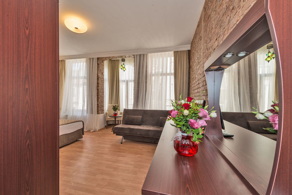 Taxim Marin Hotel 19