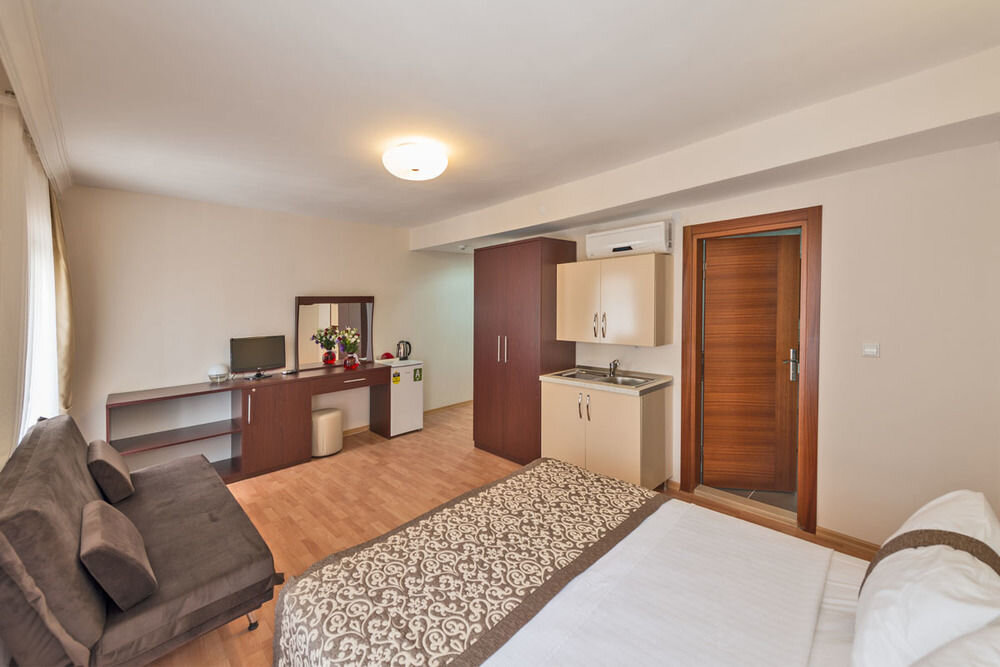 Taxim Marin Hotel 4
