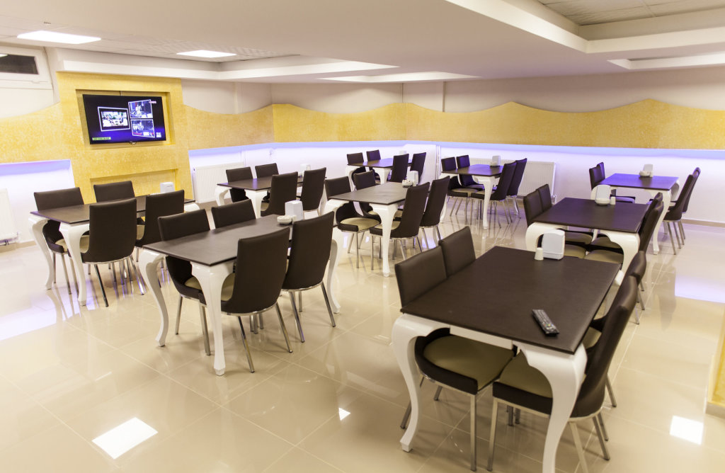 White Palace Hotel 12