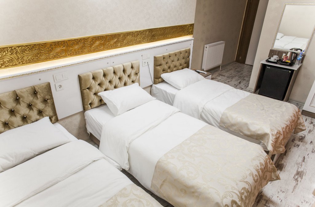 White Palace Hotel 2