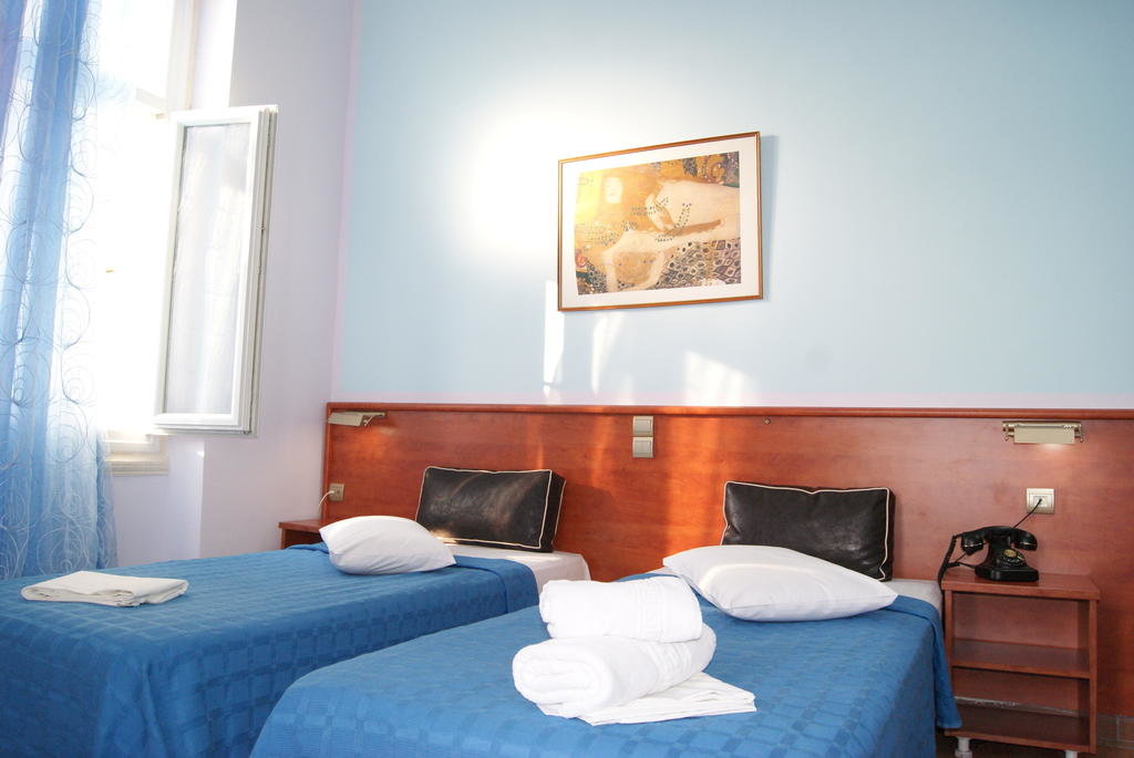 Hotel Diethnes 12