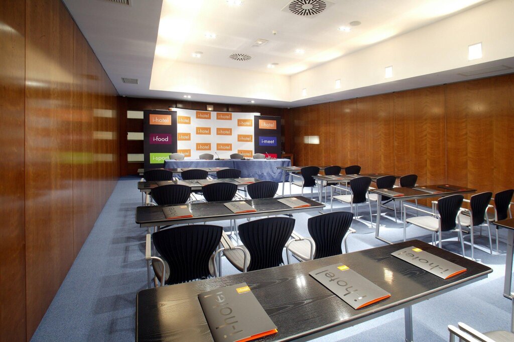 Eurostars i-Hotel 6