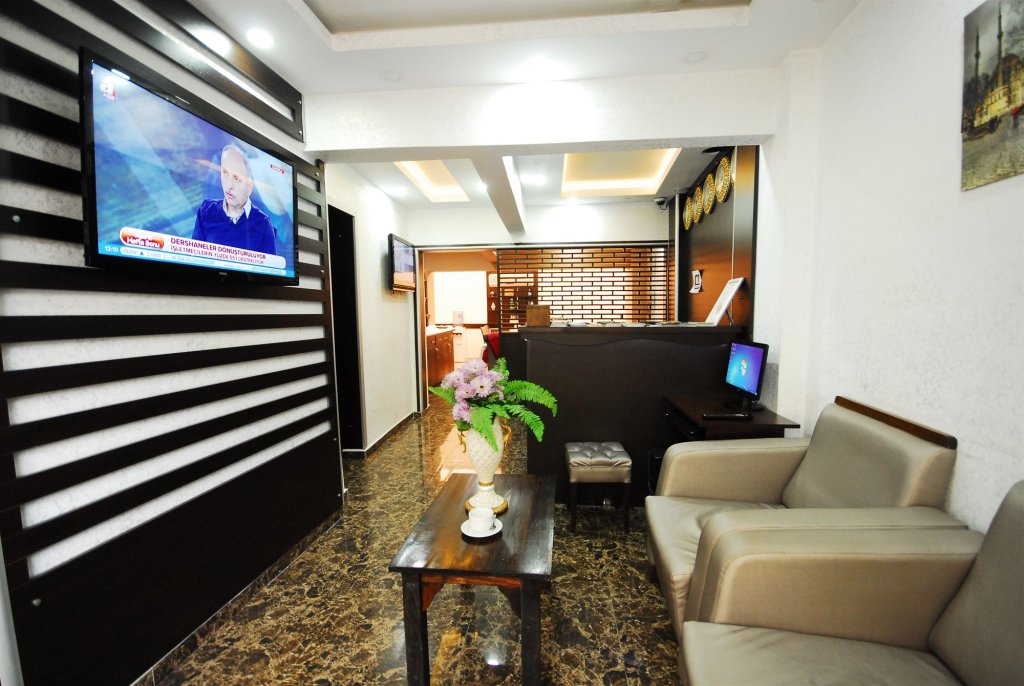 Comfort Hotel Taksim 10