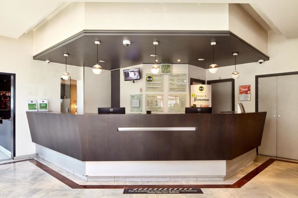 B&B Hotel Saint-Quentin-en-Yvelines Centre Gare 15