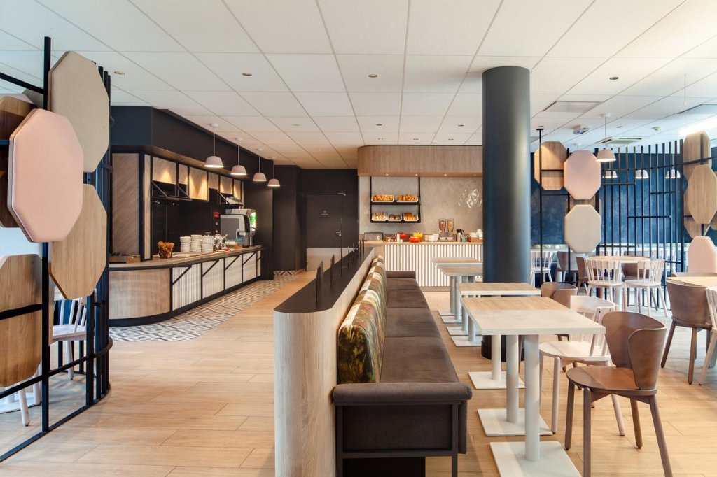 B&B Hotel Paris Porte Des Lilas 1
