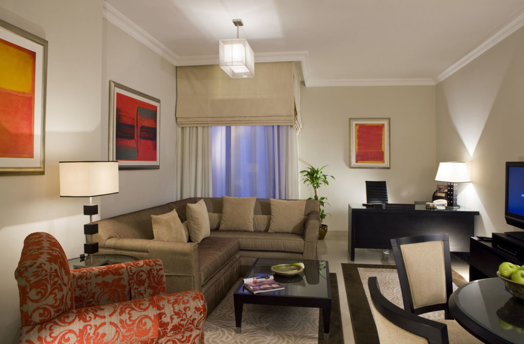 Two Seasons Hotel & Apartments 17