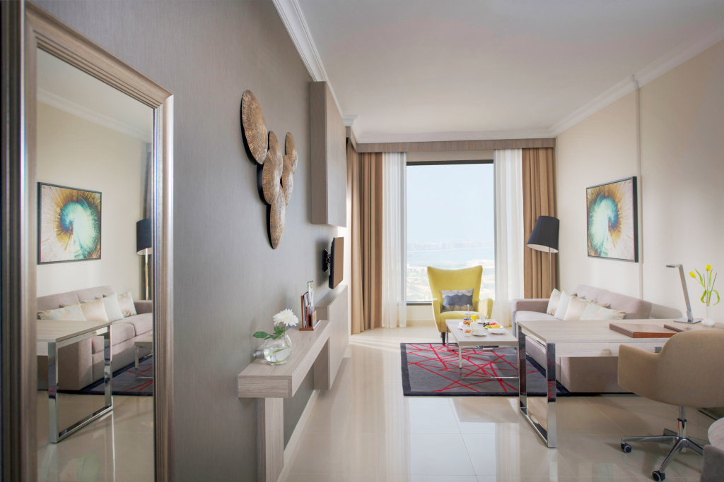 Two Seasons Hotel & Apartments 24