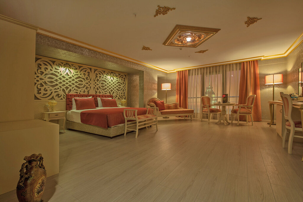 Empire Suite Hotel 14