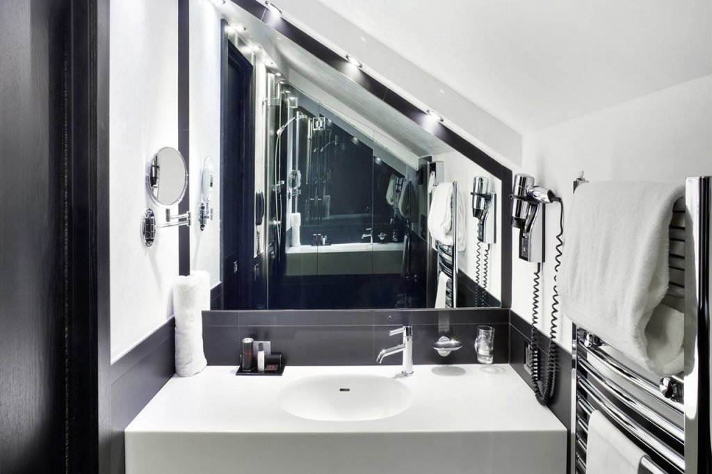 LHP Hotel Napoleon 10
