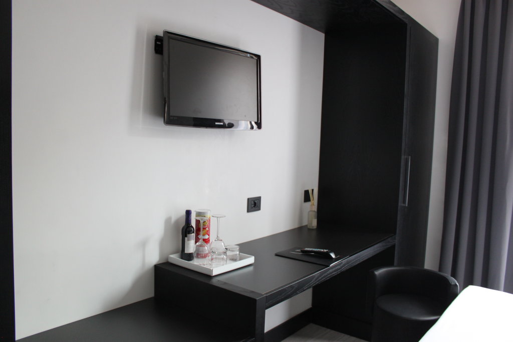 LHP Hotel Napoleon 21