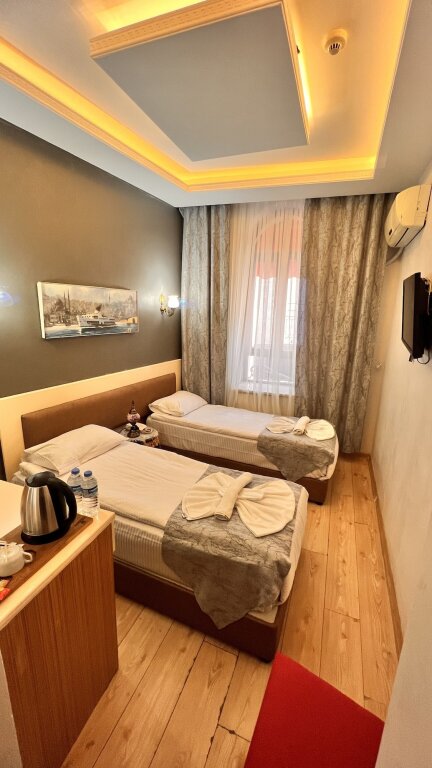 Ethnica Hotel Old City 21