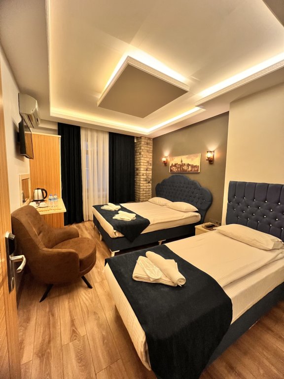 Ethnica Hotel Old City 22