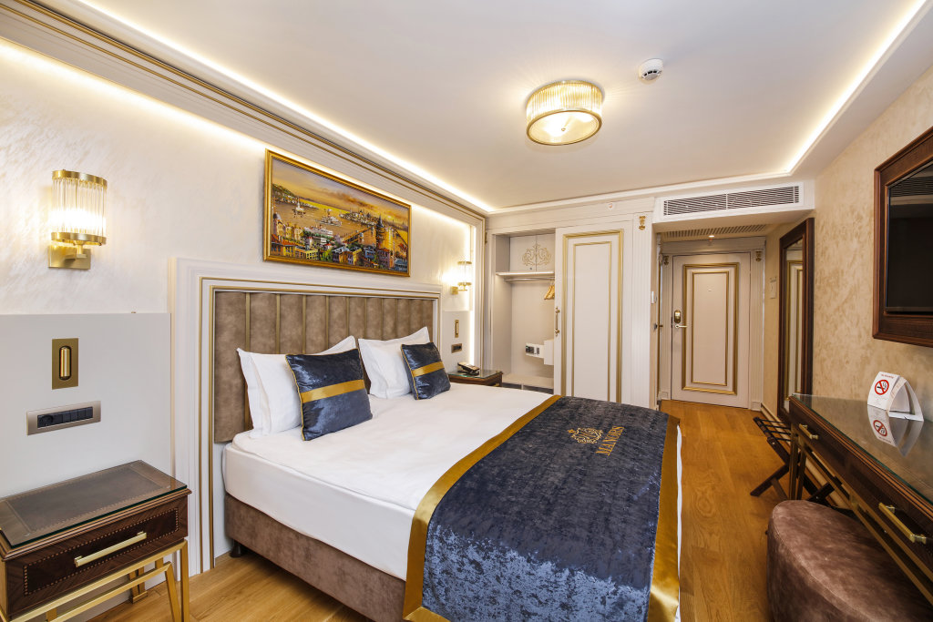 Manors Hotel 8