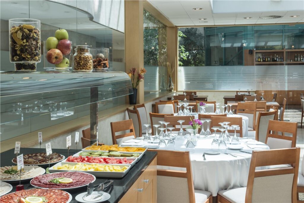 Exe Gran Hotel Almenar 12