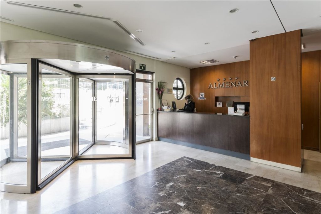 Exe Gran Hotel Almenar 16