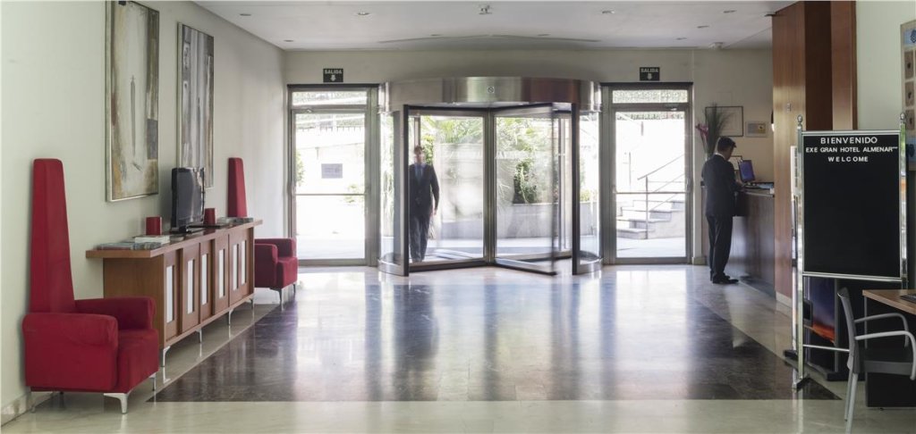 Exe Gran Hotel Almenar 17