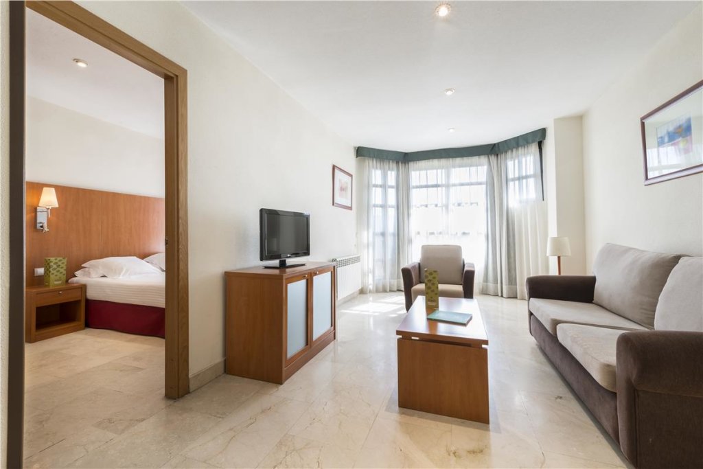 Exe Gran Hotel Almenar 5