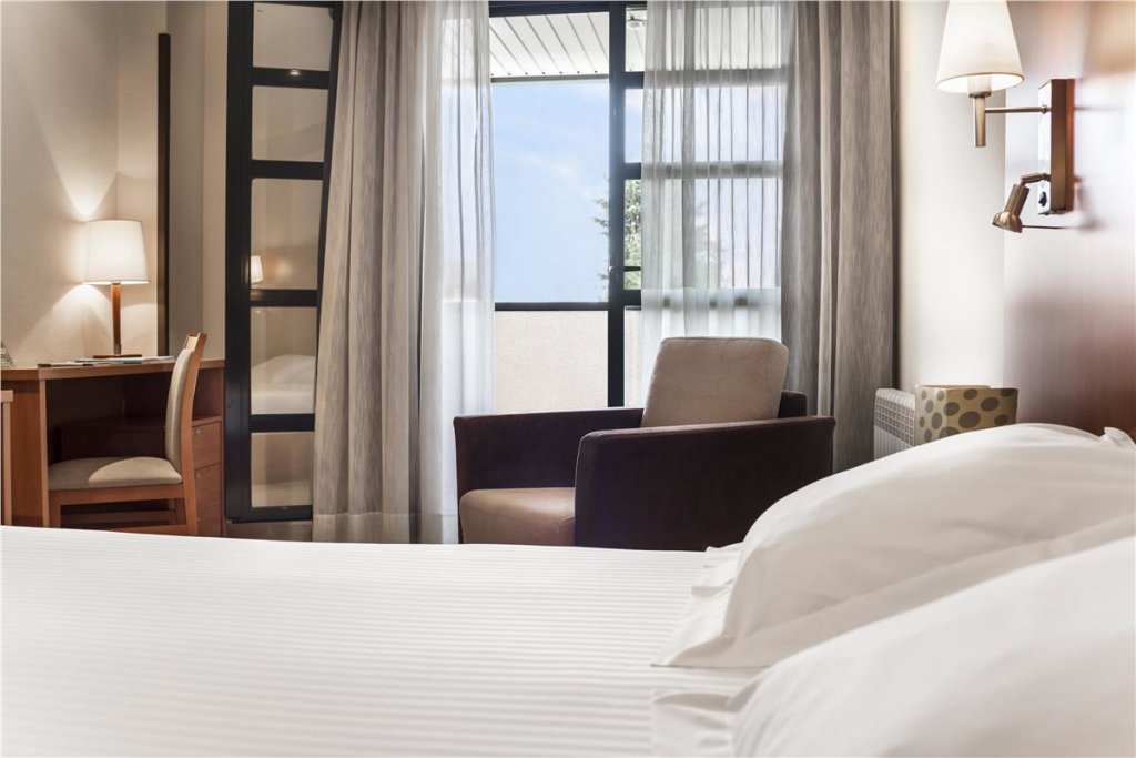 Exe Gran Hotel Almenar 6