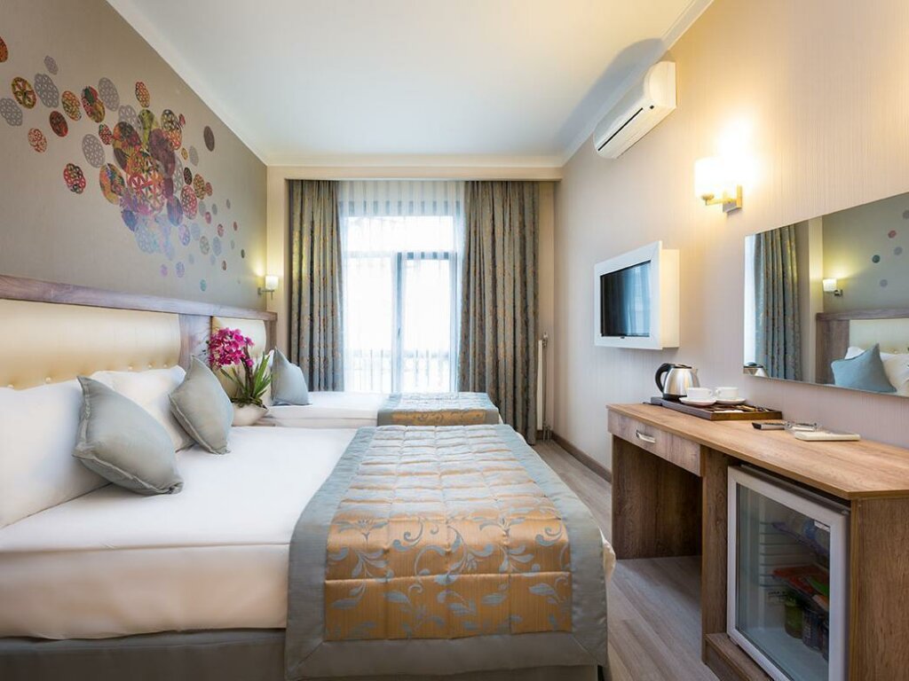 Fatih Hotel Corner 1