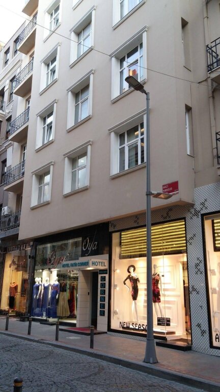 Fatih Hotel Corner 18