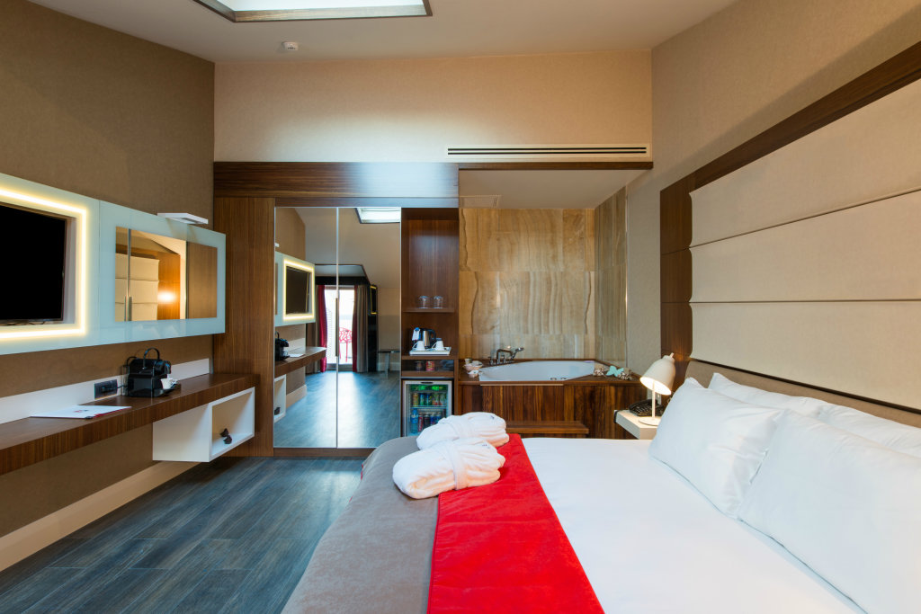 Hotel Favori 18