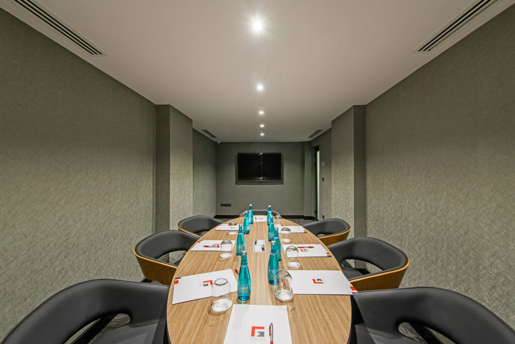 Hotel Favori 8