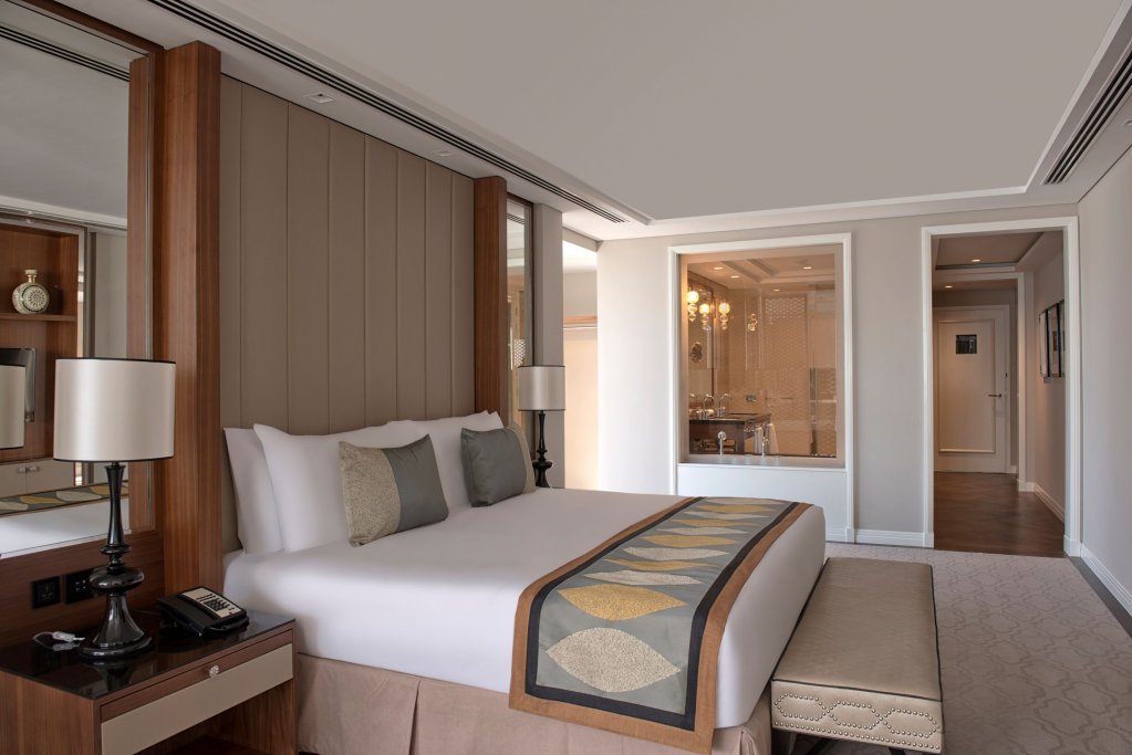 Taj Dubai 13