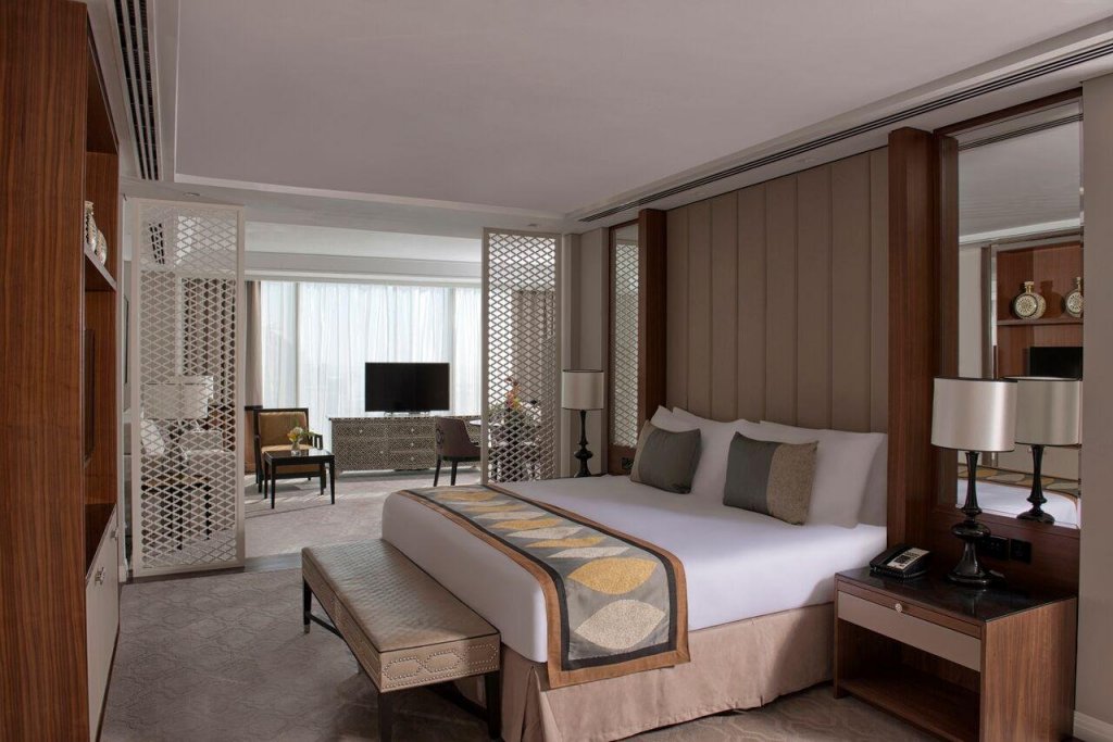 Taj Dubai 6
