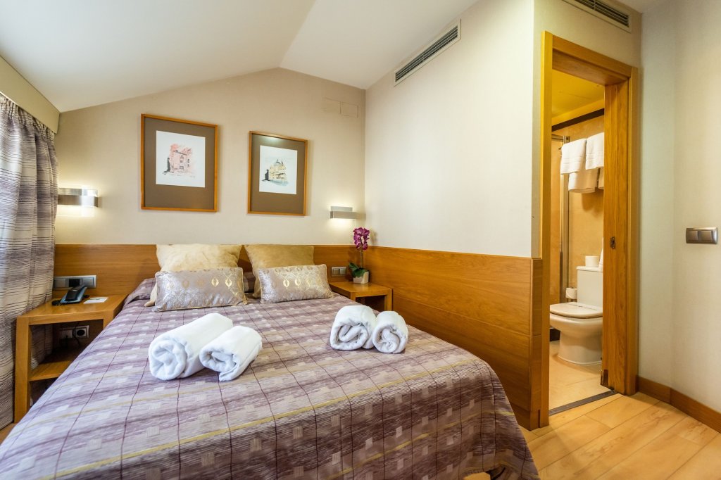 Hostal El Pasaje 14