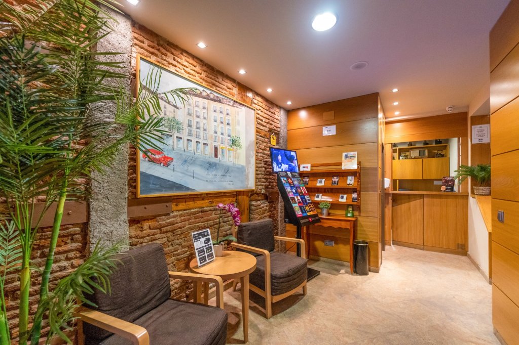 Hostal El Pasaje 18