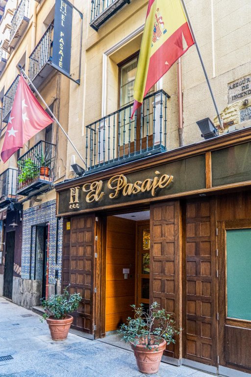 Hostal El Pasaje 3