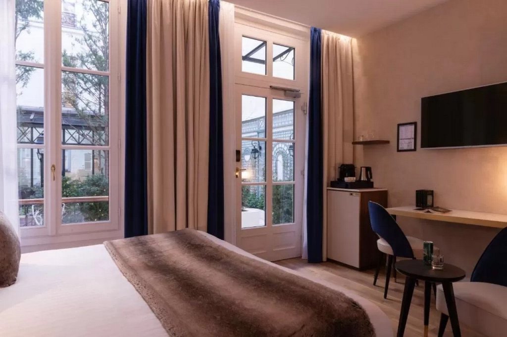 Hotel Lord Byron 4