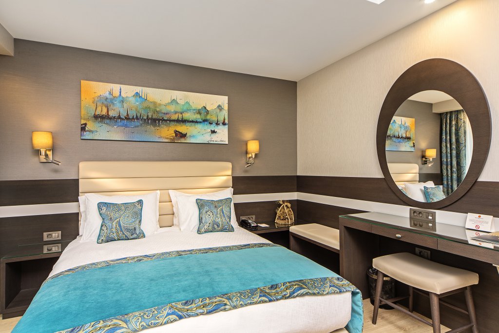 Mukarnas Taksim Hotel 12