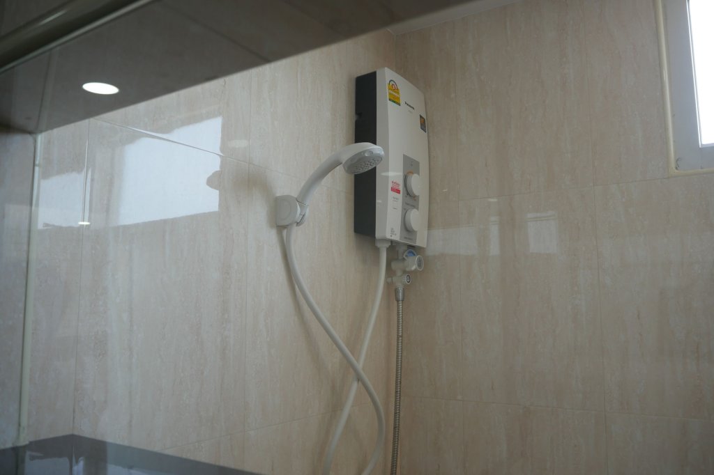 Q Space Residence 10
