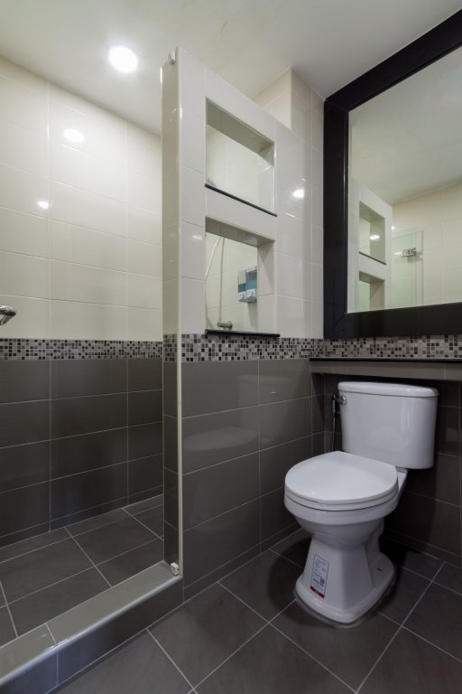 Q Space Residence 13