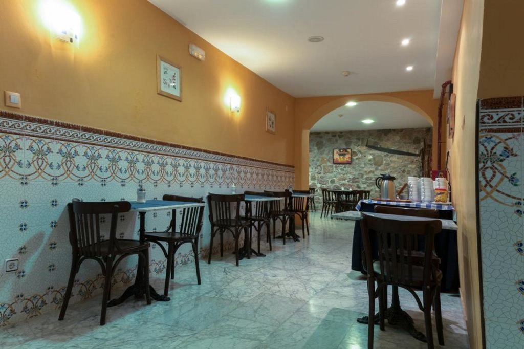 El Cantón 18