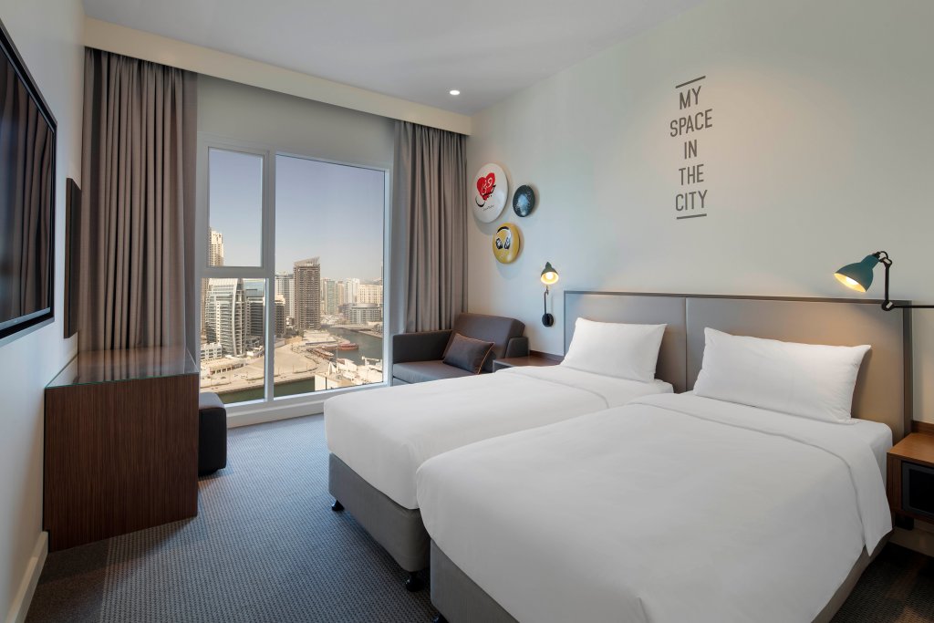 Rove Dubai Marina 9