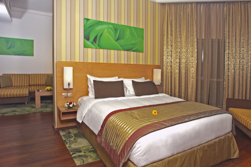 Al Khoory Executive Hotel 13