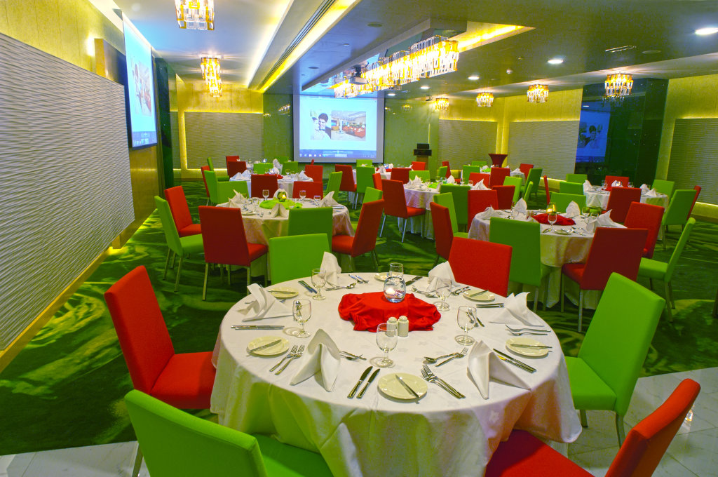 Al Khoory Executive Hotel 18